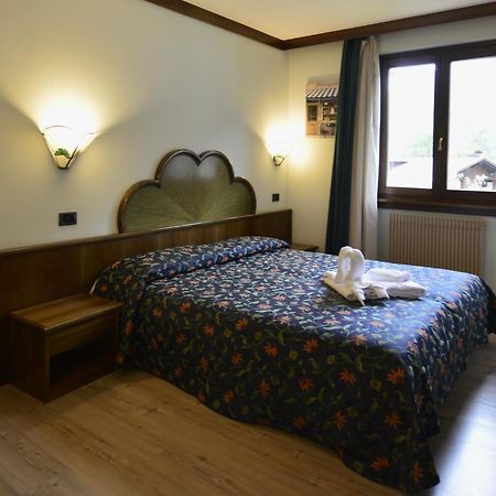 Hotel Quadrifoglio Pinzolo Exterior foto