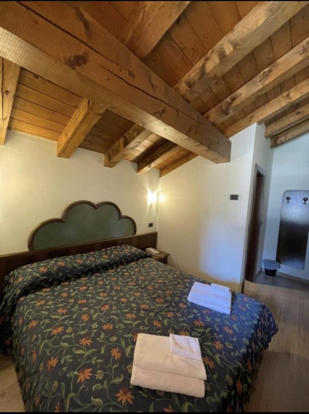 Hotel Quadrifoglio Pinzolo Exterior foto