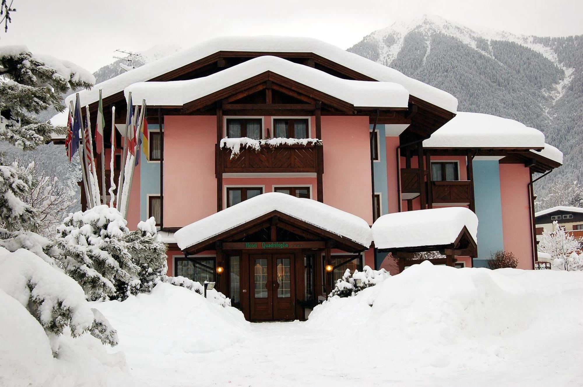 Hotel Quadrifoglio Pinzolo Exterior foto