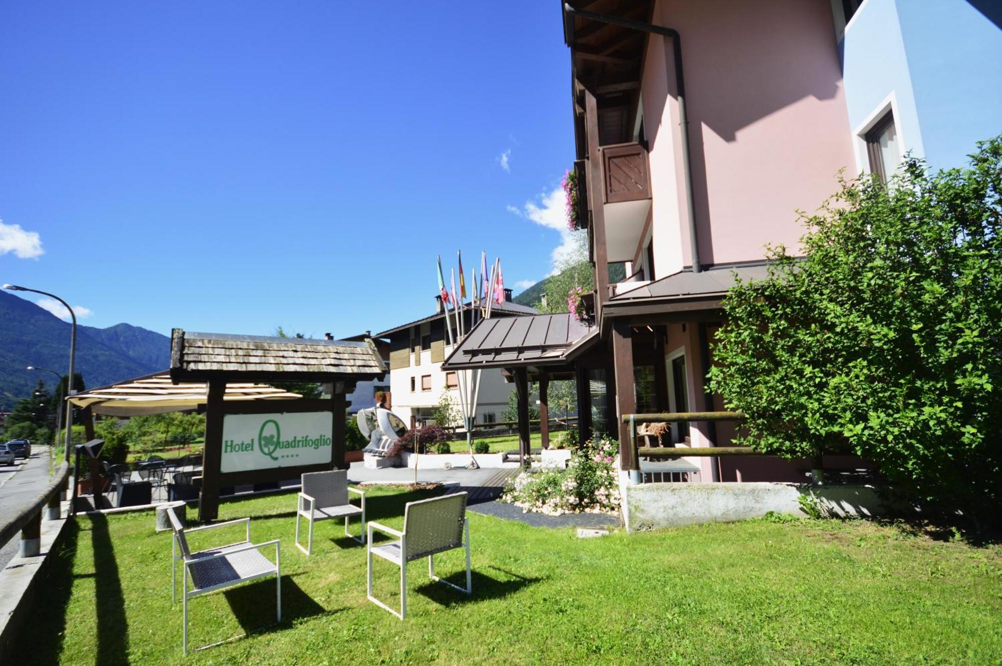Hotel Quadrifoglio Pinzolo Exterior foto