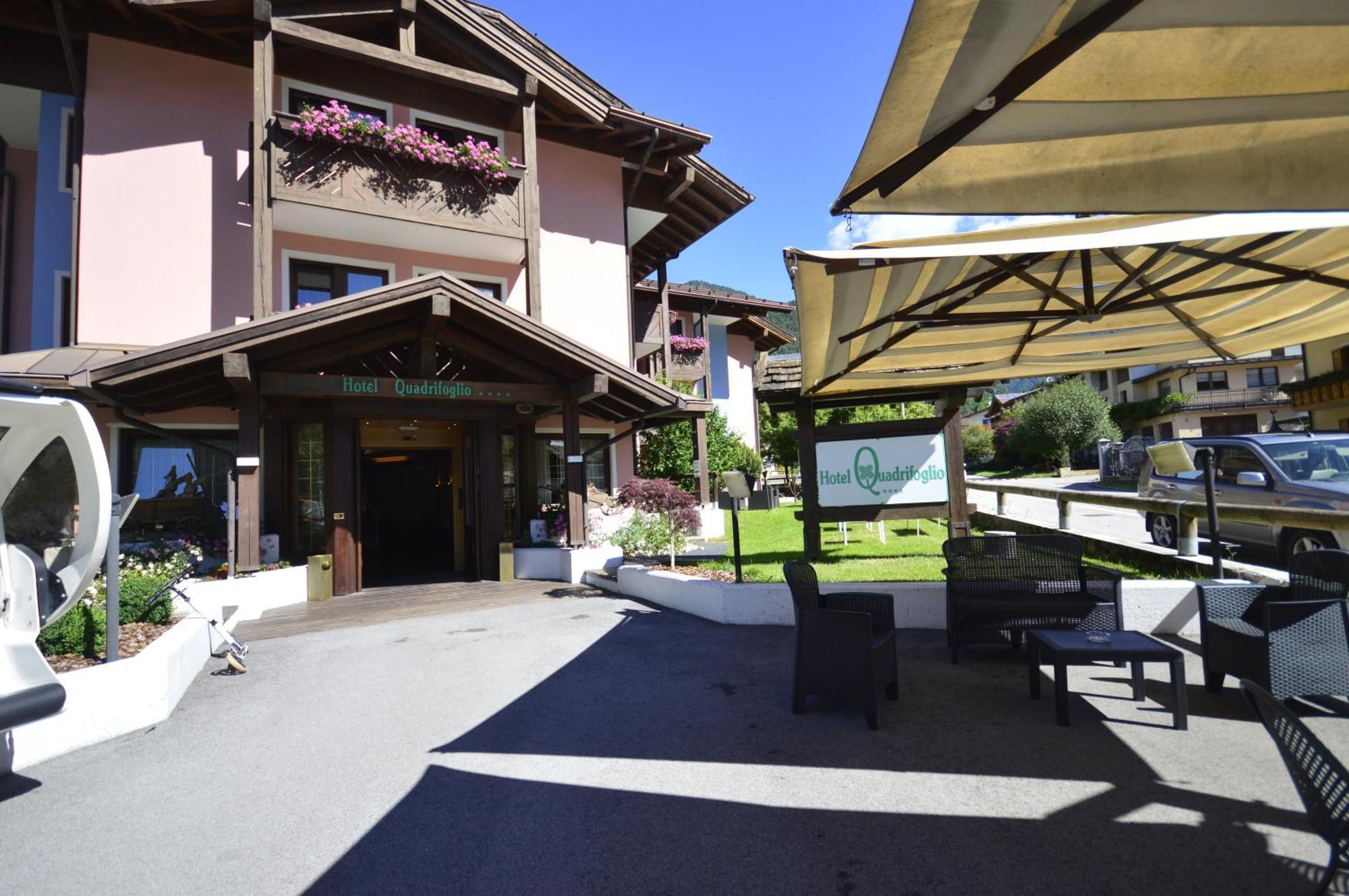 Hotel Quadrifoglio Pinzolo Exterior foto