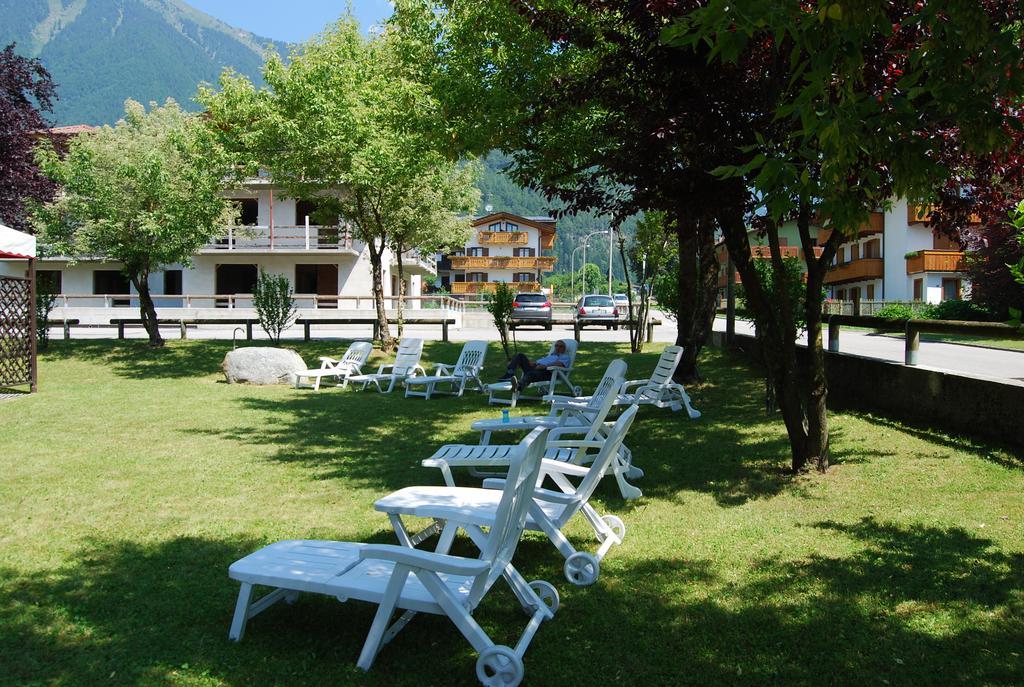 Hotel Quadrifoglio Pinzolo Exterior foto